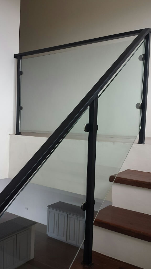 Glass Stair Railing Tagaytay