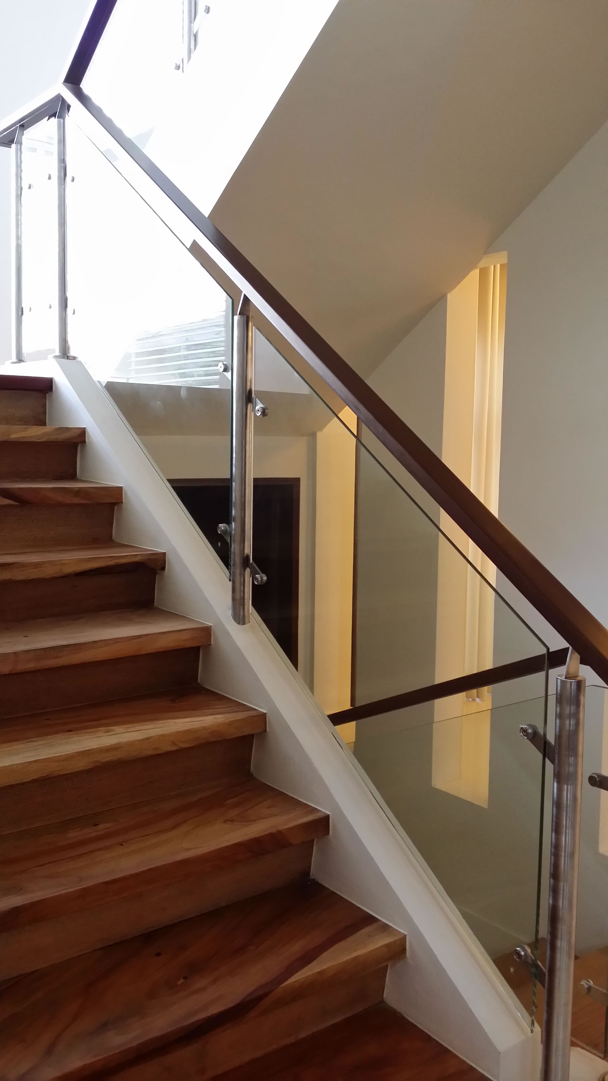 Stainless Glass Stair and Balcony Railing