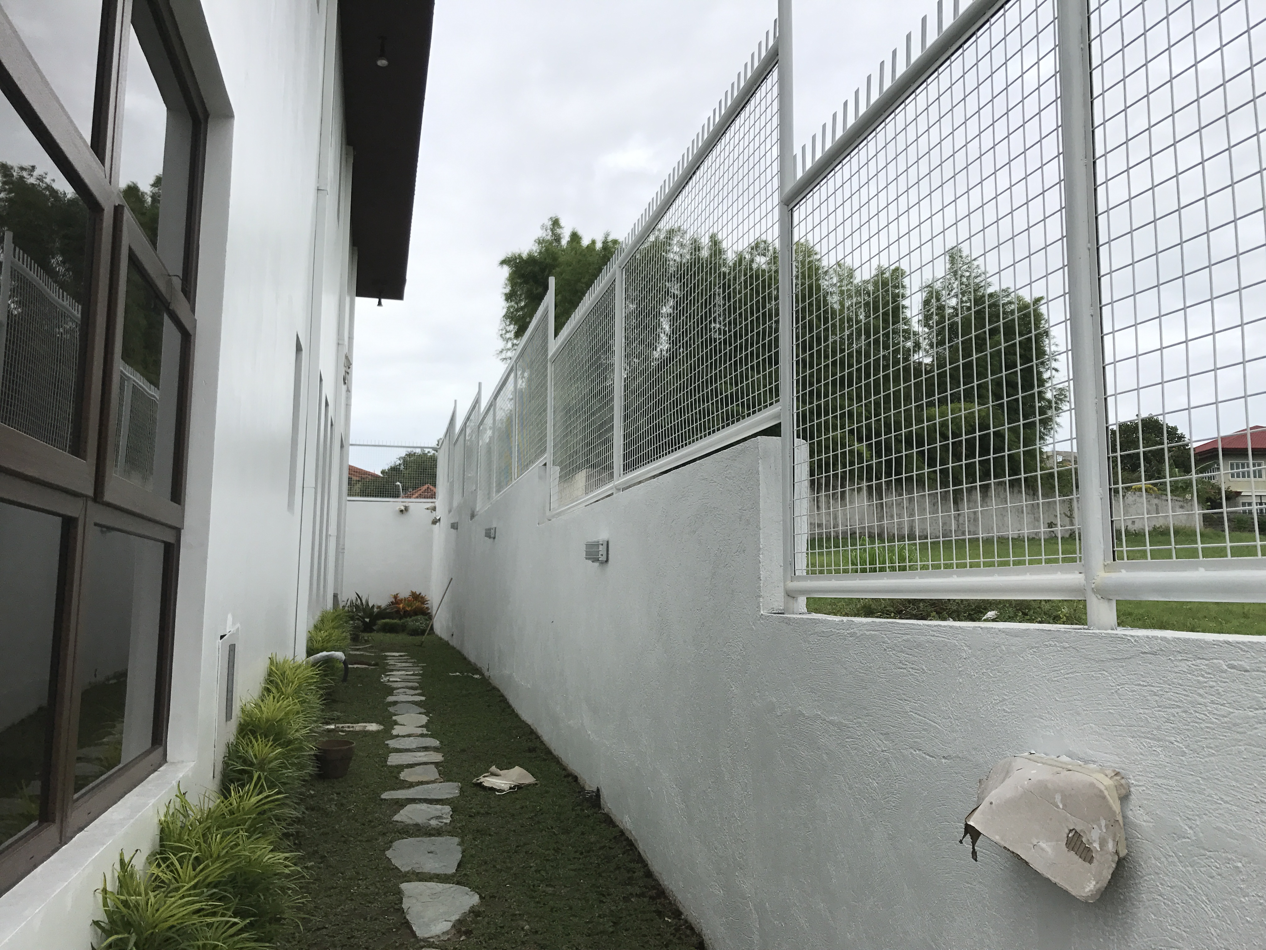 Top Rail Fence